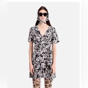 THE KOOPLES Blooming Roses Short Wrap Dress